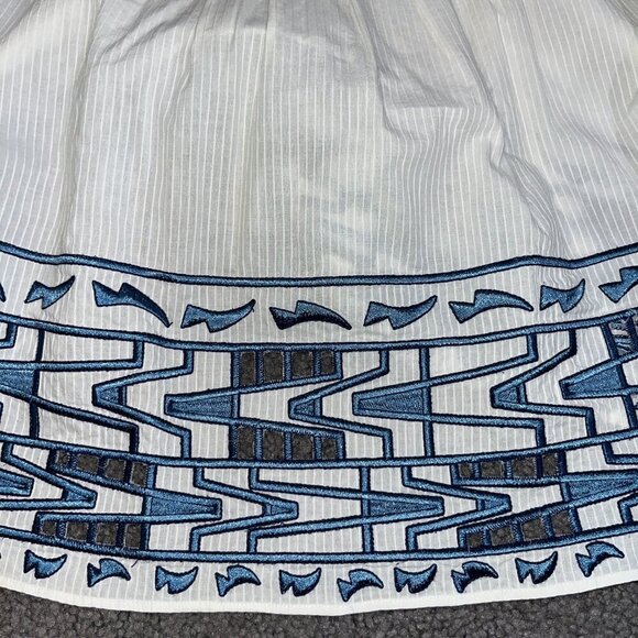 SEA NEW YORK GEOMETRIC EMBROIDERED CUT OUT PINTUCK TOP BLOUSE - EUC - Women's 8 - Picture 10 of 12